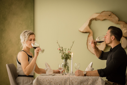 Wellnessangebote Mönichwalderhof, Urlaub Steiermark, Hotel mit Spa, Erholungsangebote Hotel, Aktivurlaub Steiermark, Romantische Wochenenden Steiermark, Wellnesshotel Österreich, Entspannungspakete Hotel, Familienurlaub Mönichwalderhof, Sommerangebote Hotel Steiermark