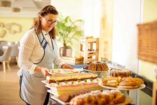 Kuchenbuffet im Gasthaus Mönichwalderhof