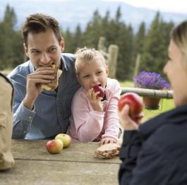 Wandern auf dem Hochwechsel mit guter, regionaler Jause