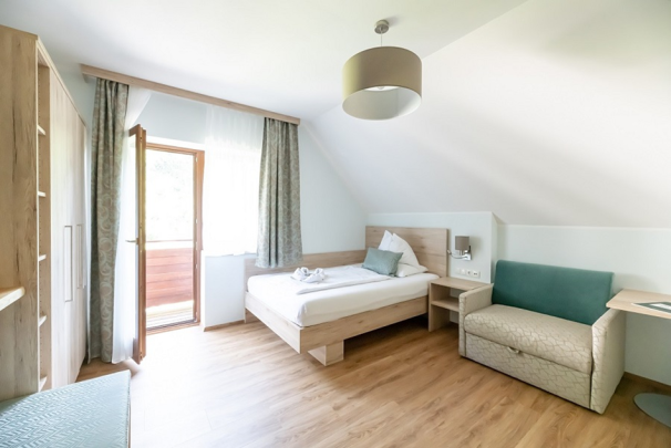 Hotel, Mönichwalderhof, hundefreundlich, Hotel mit Wellness, Familiengeführte Hotels, Doppelzimer, Große domeplzimmer, großes BAdezimmer, barierefreie Zimmer, Zimmer mit Balkon