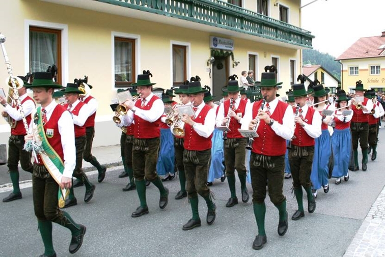 Traditionell steirisches Hotel im Joglland, landhotel mönichwalderhof, hotel in der steiermark, hotel in der oststeiermark, sterischer Brauchtum