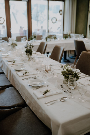 Hochzeit Restaurant Mönichwalderhof, Heiraten in der grünen Steiermark, hochzeiten, hotel mit hochzeit, hotel mit unterkunft, hotel mit viel geräumigkeiten, hotel mit semianrräumen
