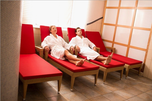 Mönichwalderhof, Saunalandschaft, Sauna, Wellness, Oststeiermark, Finnische Sauna, Bio-Sauna, Infrarotkabine, Entspannung, Wellnesshotel, Wellnessbereich, Saunaerlebnis, Erholung pur, Ruhezone, Hotel mit Sauna, Wellnessurlaub, Relaxen in der Steiermark, Saunieren, Regeneration, Wohlfühlbereich