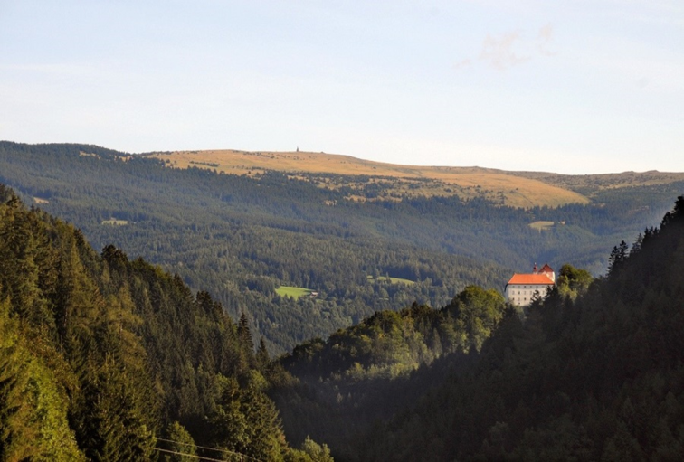 Aktivitäten mit der Familie, Familien mit Kinder, Asuflusgziele, kinderspielplätze, freiland, Indoorspielplatz, Steiermark, Oststiermakr,