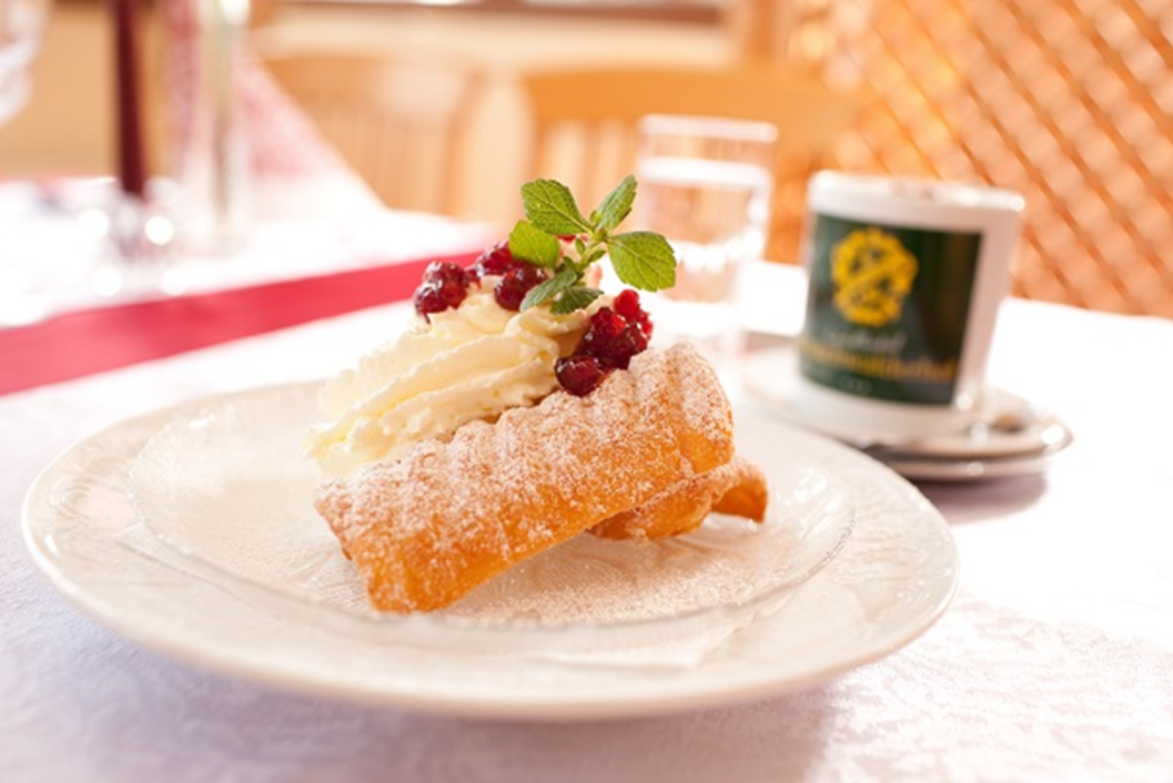 Krapfen Rezept, Krapfen selber machen, österreichische Krapfen, Faschingskrapfen Rezept, Berliner Krapfen, Krapfen füllen, Krapfen Teig, Krapfen backen, Krapfen mit Marmelade, Krapfen ohne Hefe, vegane Krapfen, glutenfreie Krapfen, Krapfen Rezept einfach, Krapfen mit Puderzucker, Krapfen österreichische Küche